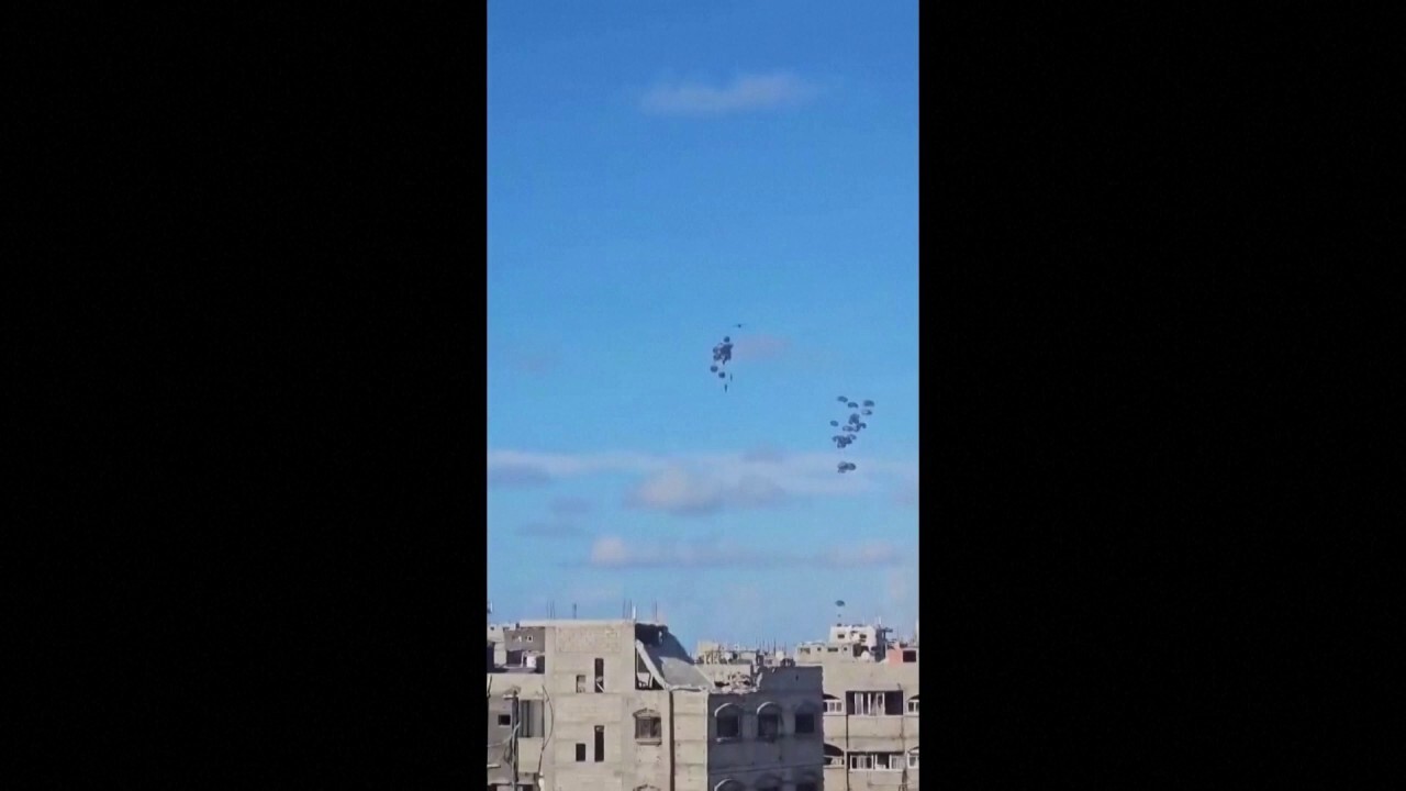Air drop parachute malfunction in Gaza Strip