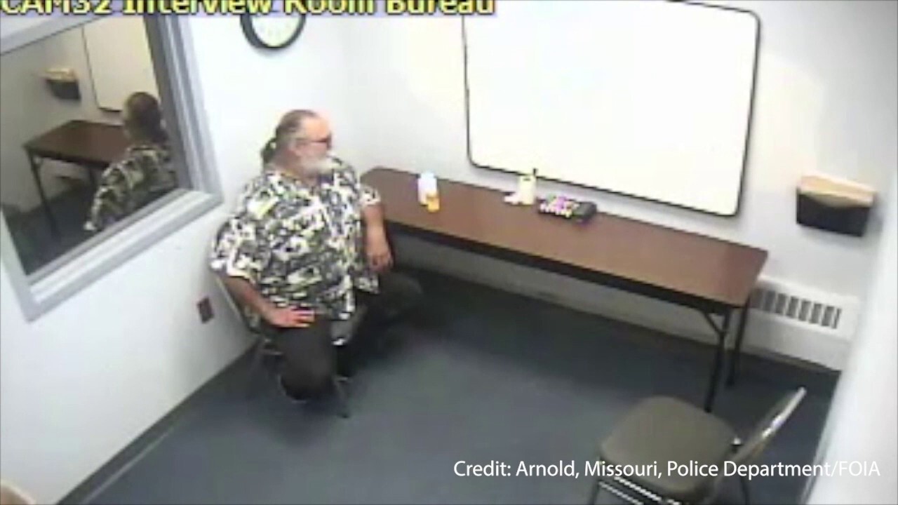 Murder suspect continuously breaks wind during interrogation