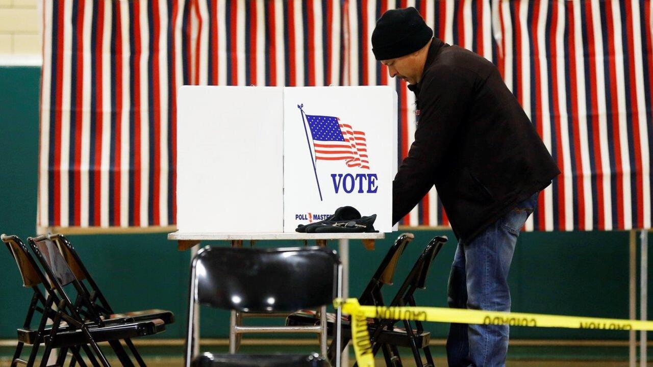 New Hampshire voters head to polls for first primary