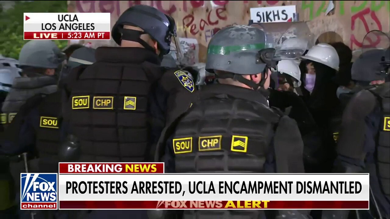 Police arrest UCLA protesters, dismantle anti-Israel encampment