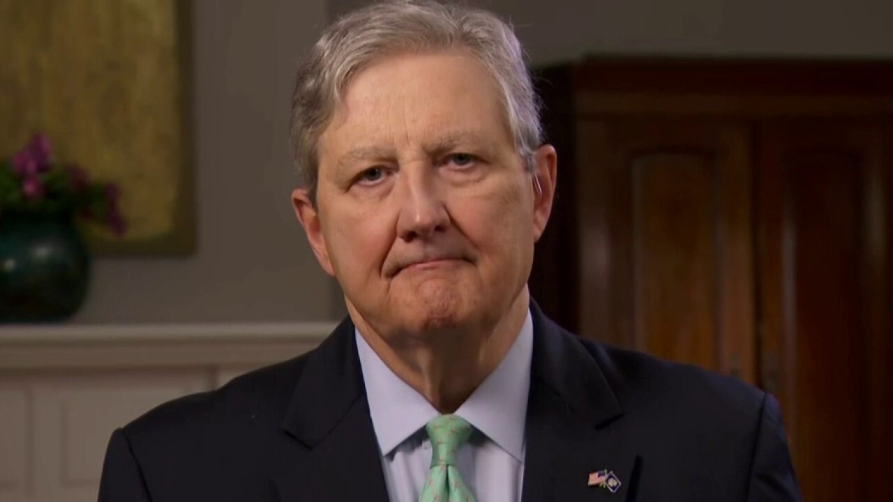 Sen. Kennedy: American people don’t believe Biden's claim that he doesn’t control gas and oil prices thumbnail