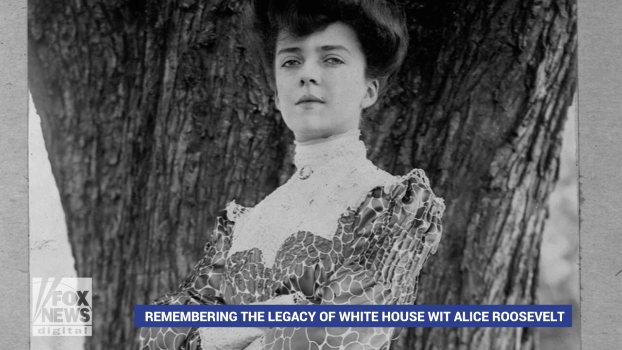 Alice Roosevelt, eldest daughter of Teddy Roosevelt, could 'cut down a man as soon as look at him': historian