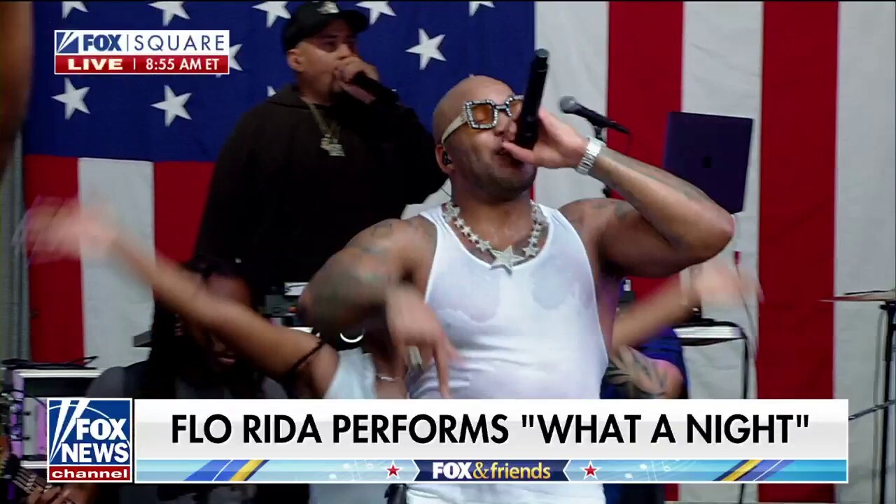 Flo Rida performs ‘What a Night’