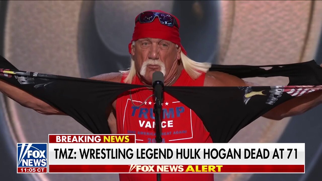  Tributes pour in for late Hulk Hogan