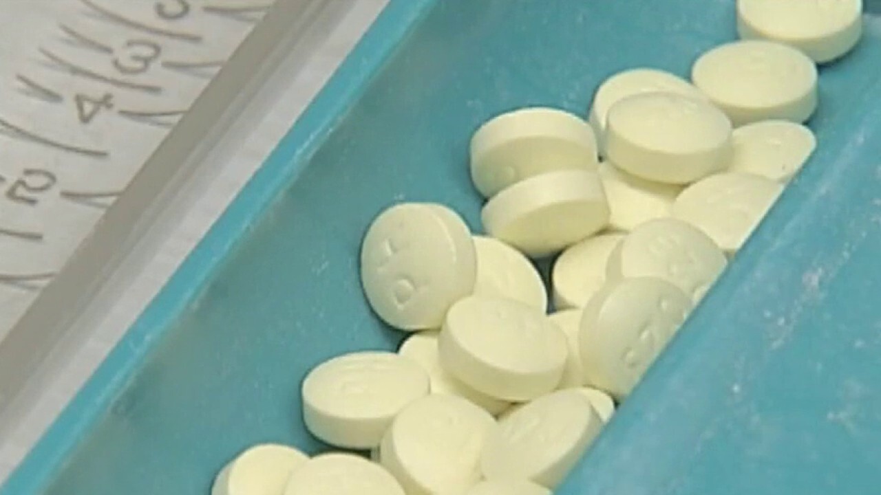 Lawmakers sound alarm on threat of drug shortage amid coronavirus