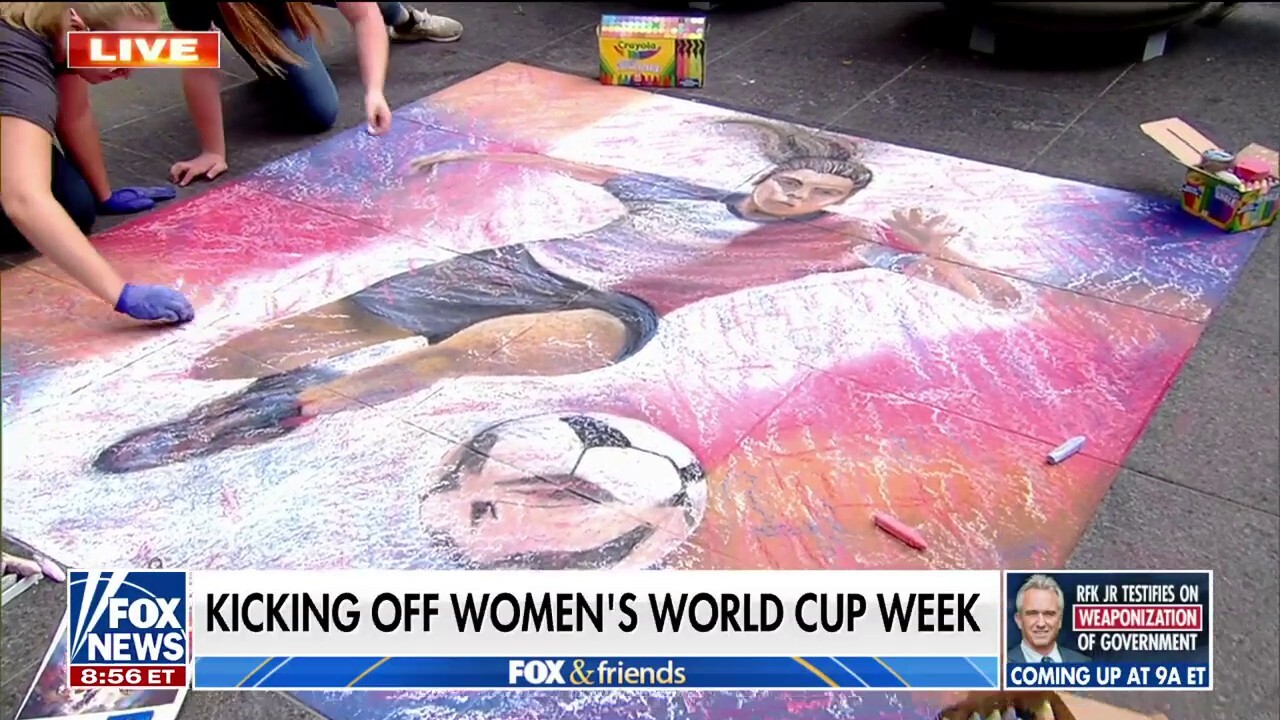 Chalk artist kicks off Women’s World Cup week with mural