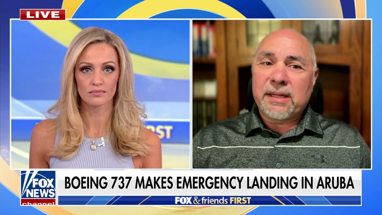 Airline passenger speaks out after Boeing 737 makes emergency landing in Aruba