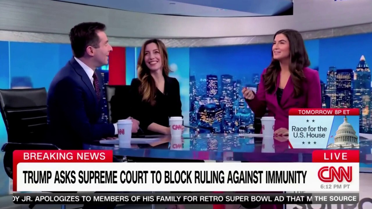 Правният анализатор на CNN изненадан да научи в ефир, че е цитиран от екипа на Тръмп в обжалването на Върховния съд: „Аз съм?“