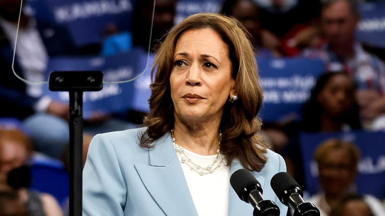 WATCH LIVE: Harris gives eulogy at service for late Congresswoman Sheila Jackson Lee