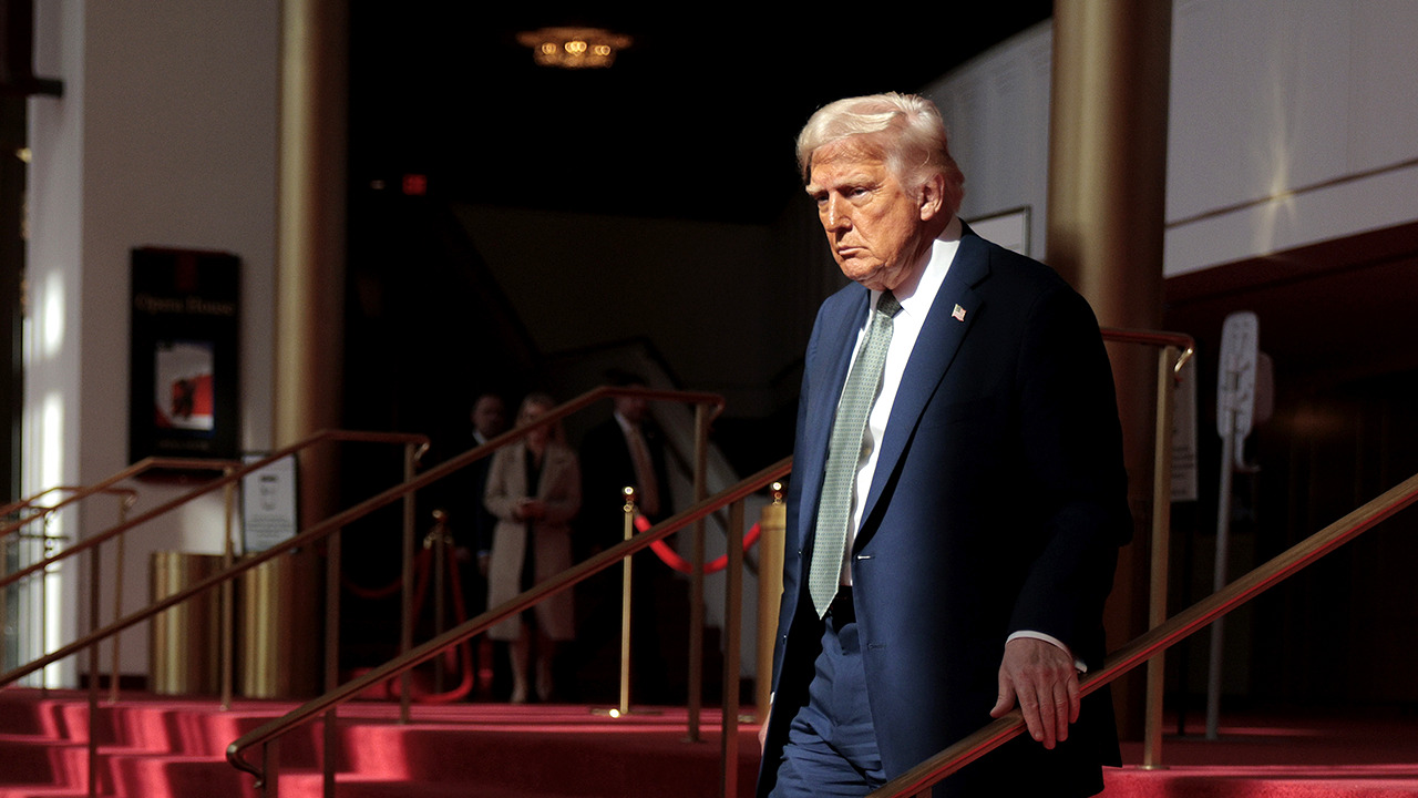 WATCH LIVE: Trump joins Kennedy Center board for dinner as he eyes cultural icon's revival