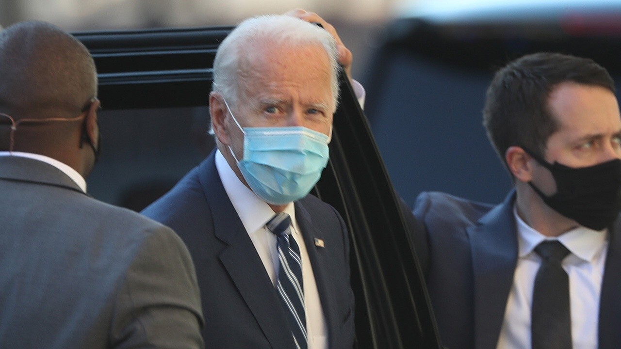 Miranda Devine: Biden promoted vaccine skepticism by wearing a mask