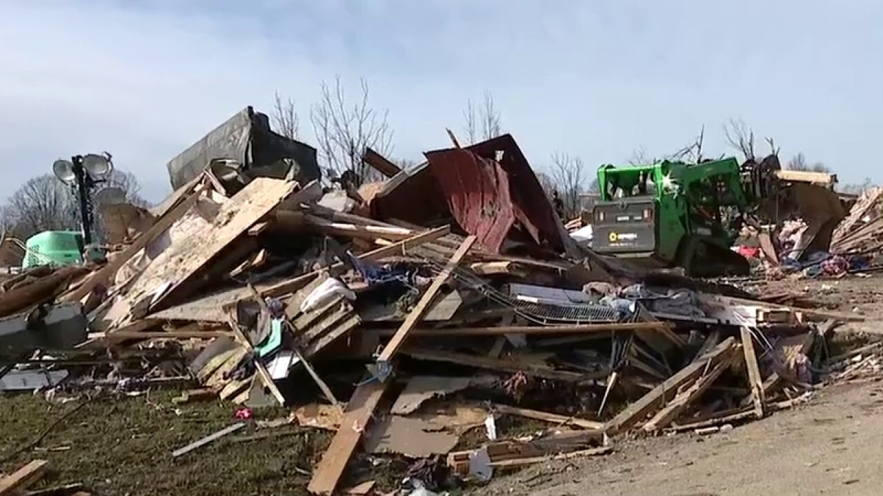 Tennessee tornado leaves entire residential street in rubble