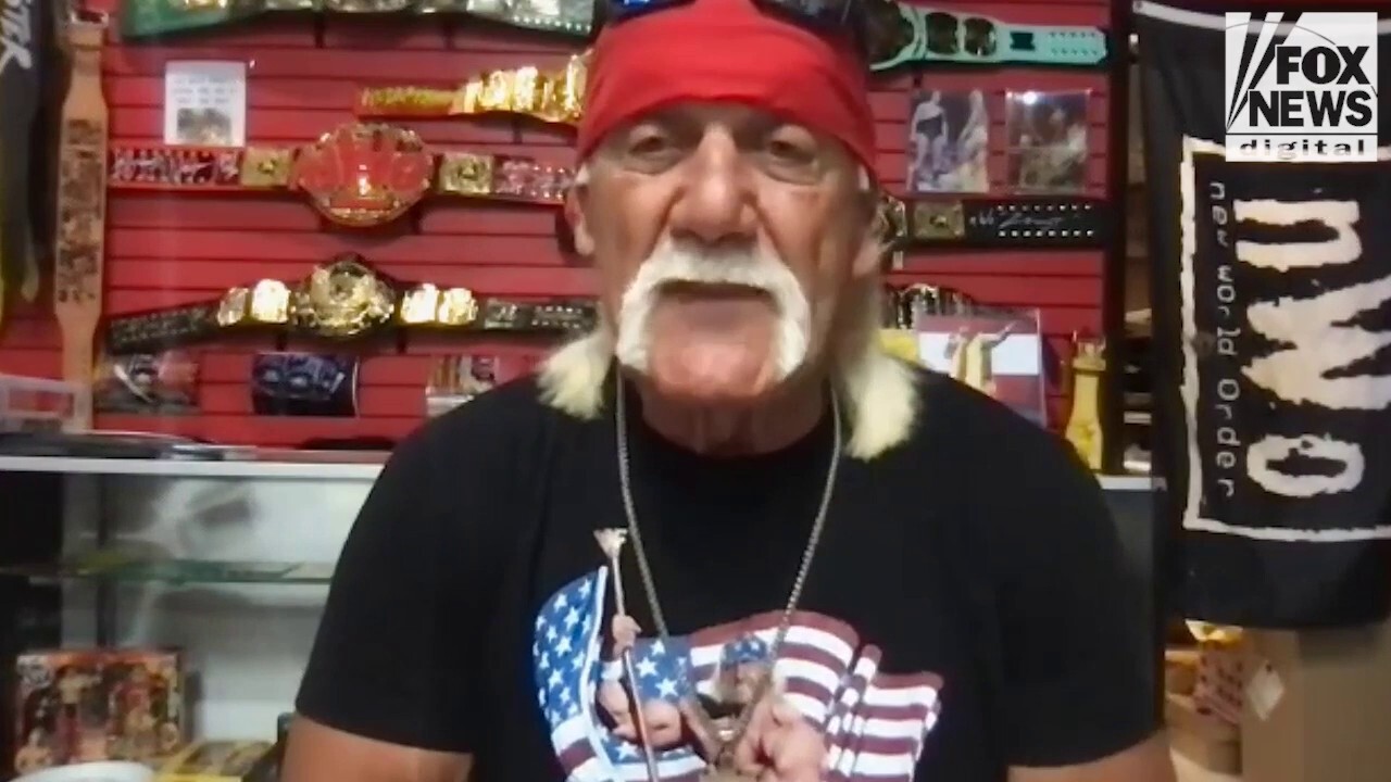 Hulk Hogan tells epic stories of Andre the Giant’s drinking proficiency