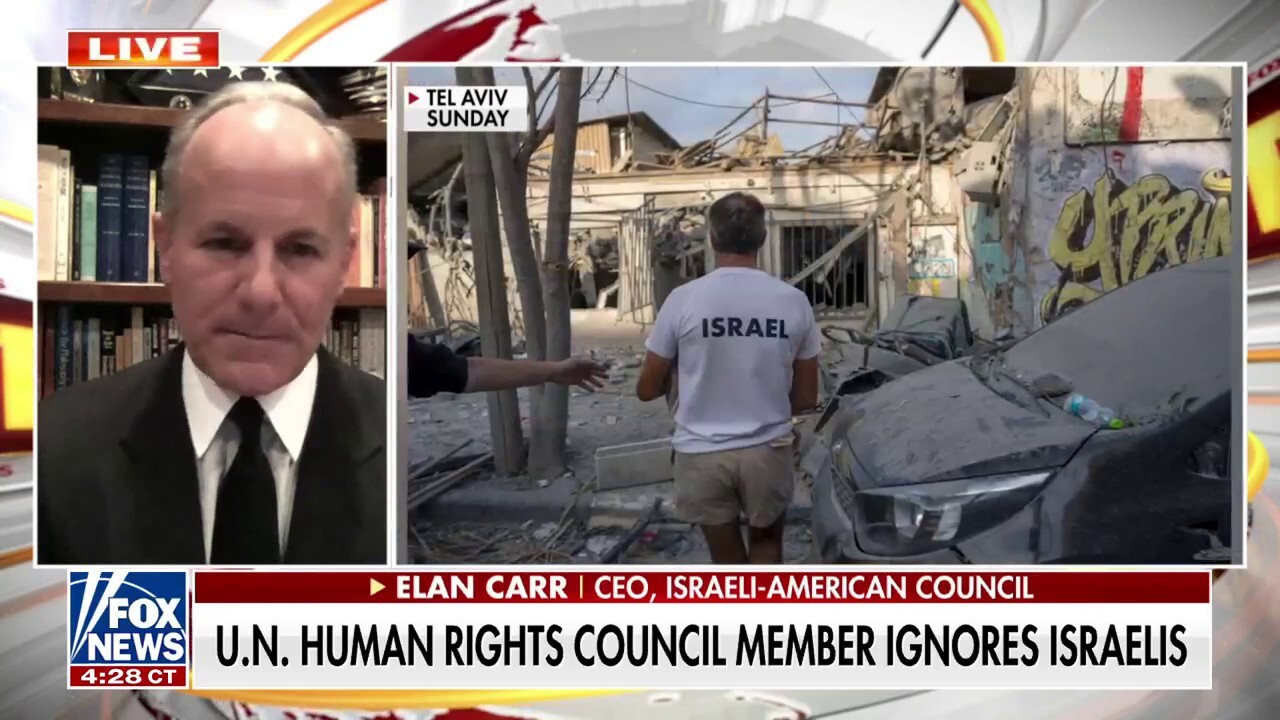 UN Human Rights Council member ignores Israelis while addressing war