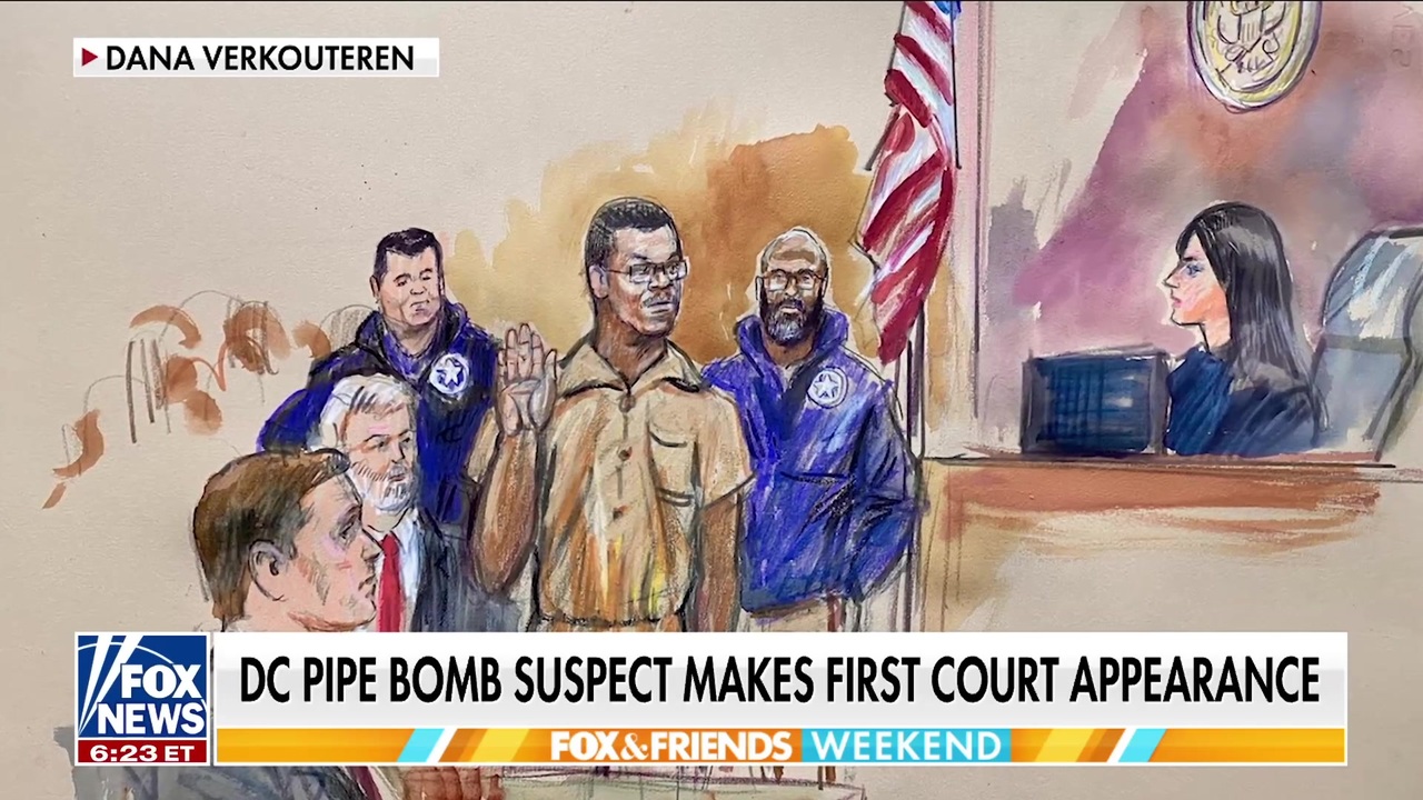  Retired FBI agent says there is a ‘treasure trove’ of evidence in DC pipe bomb case