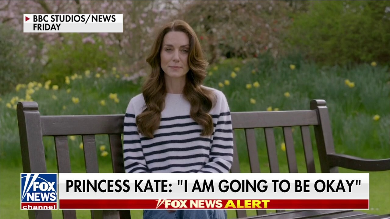 Лечението на Кейт Мидълтън от страна на медиите оставя журналиста със сълзене на очите по време на предаване на живо: „Толкова ядосан в момента“