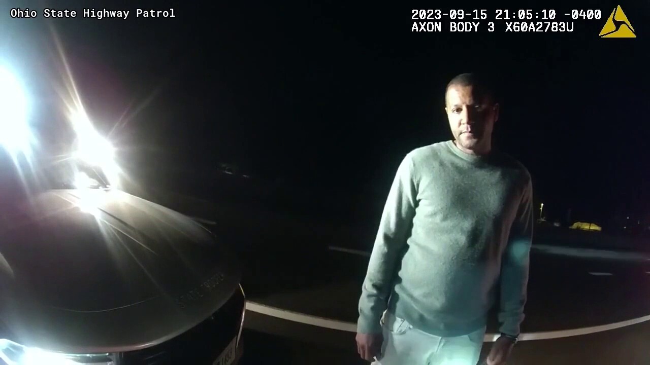 Cavs exec struggles through field sobriety tests before OVI arrest, video shows