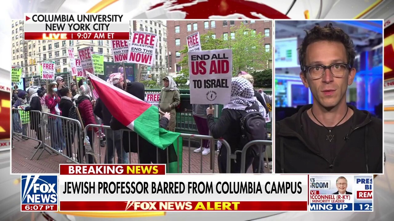 Професор от Колумбийския университет осъжда AOC за това, че нарече анти-израелските протести „ненасилствени“: Тя е „агент на хаоса“