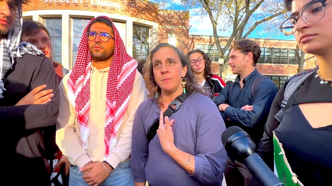  Lecturer at UMass Amherst spars with pro-Israel student
