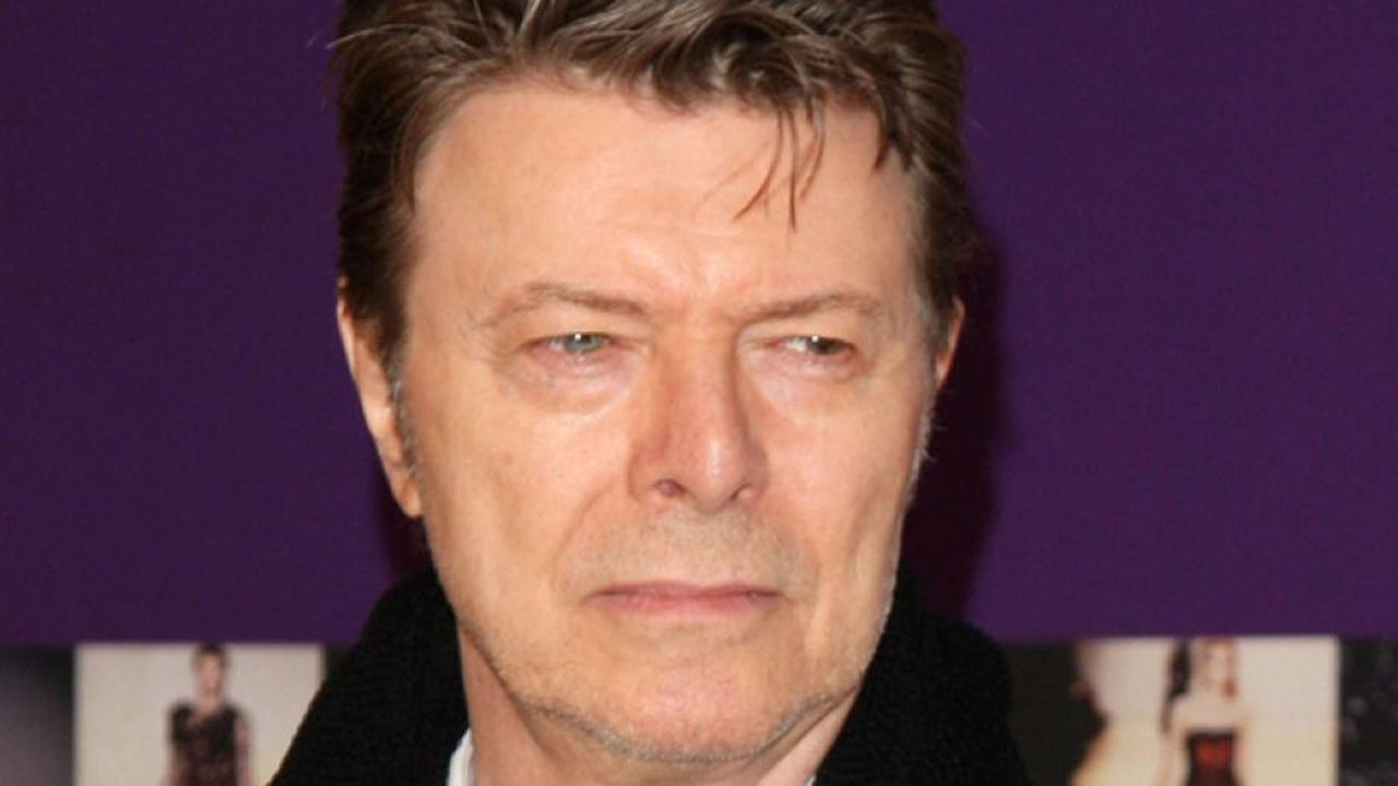 Rock legend David Bowie dead at age 69