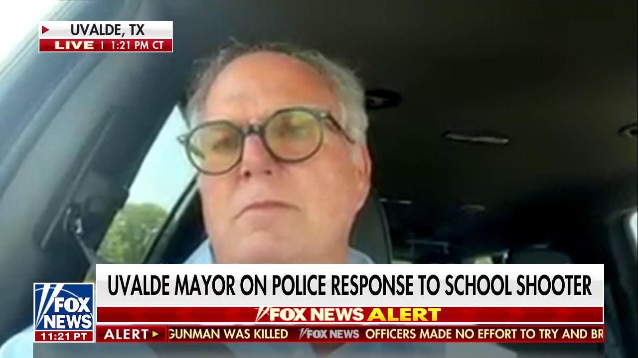 Uvalde in 'shock' and 'heartbroken' after school shooting: Mayor McLaughlin
