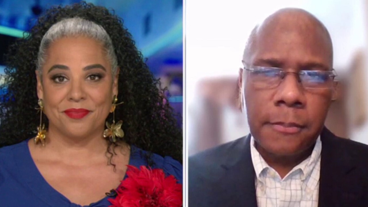 'Hannity' panelists Deroy Murdock and Kira Davis discuss California's high poverty rate and reliance on the government.