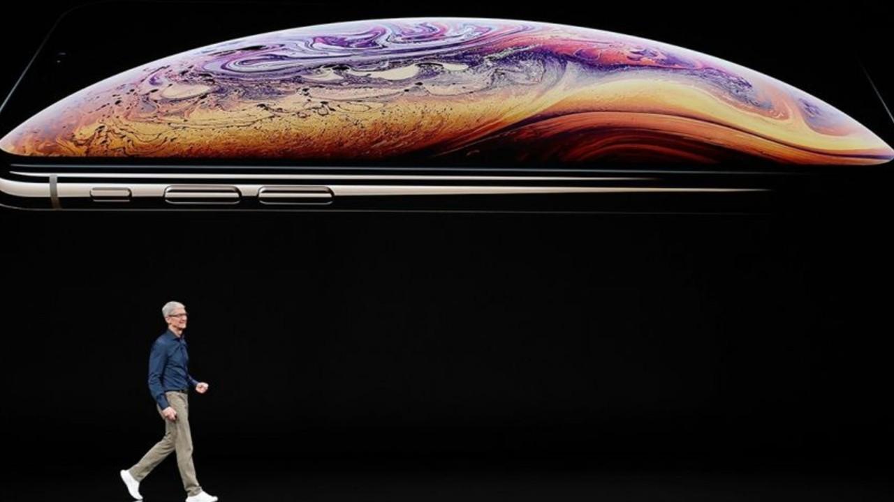 Apple reveals massive new iPhone and Apple watch