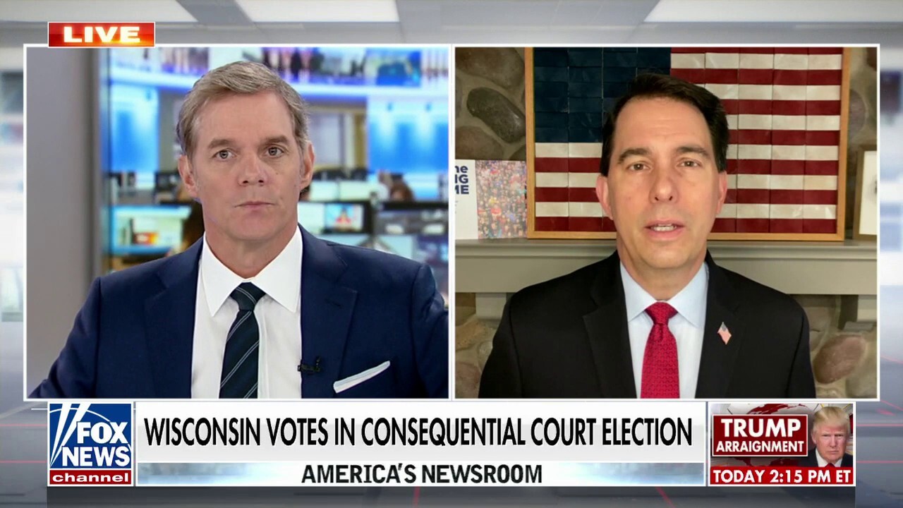 Wisconsin residents vote in consequential Supreme Court election