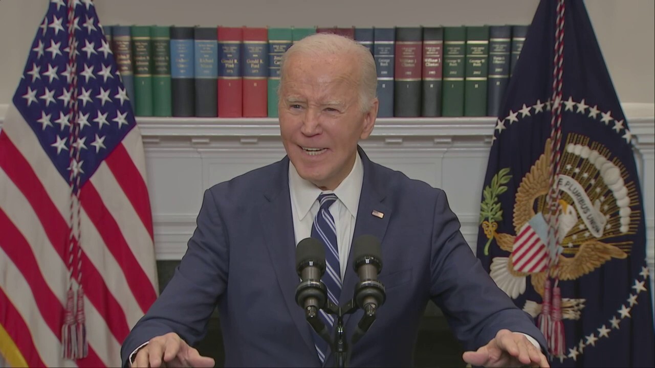 Biden blasts Congress for 2 week vacation: ‘What are they thinking?’