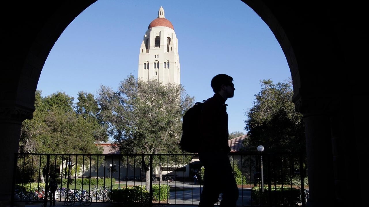 Tips to navigate emotions of sending kids to college