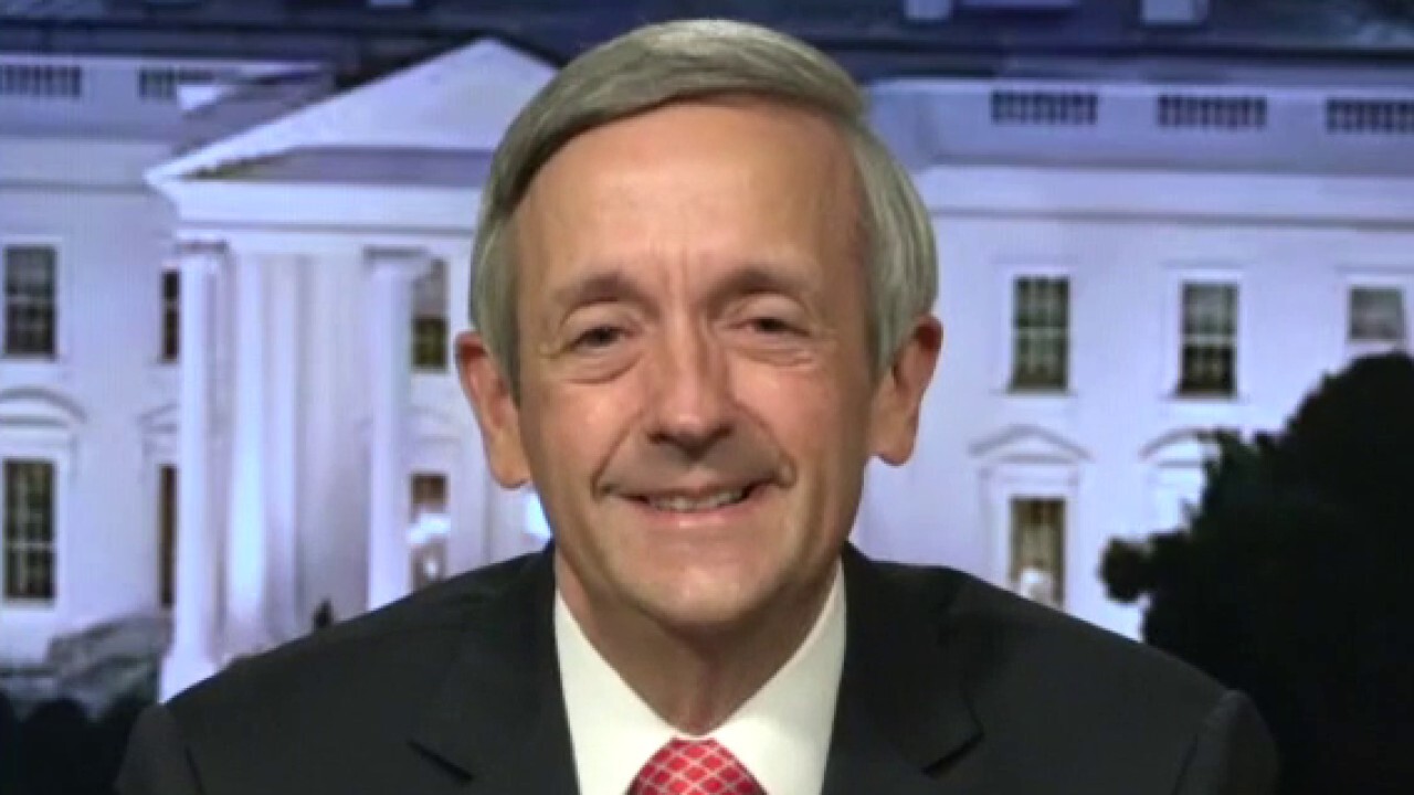Pastor Robert Jeffress shares message for those hit hard by Hurricane Laura