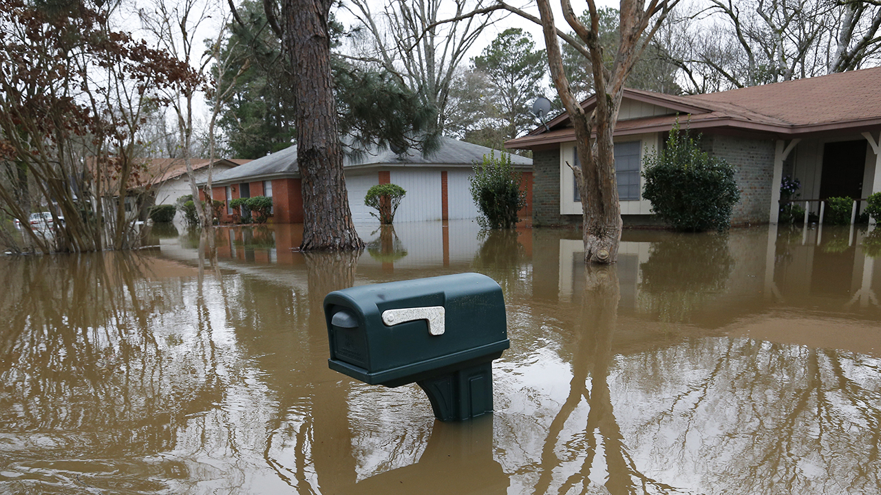 Mississippi braces for more rain amid historic flooding