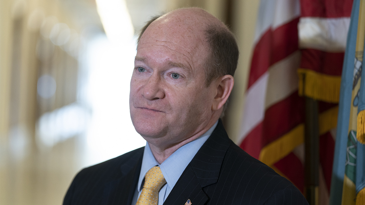 Sen. Coons: 'Somber' mood as Zelenskyy addressed Congress