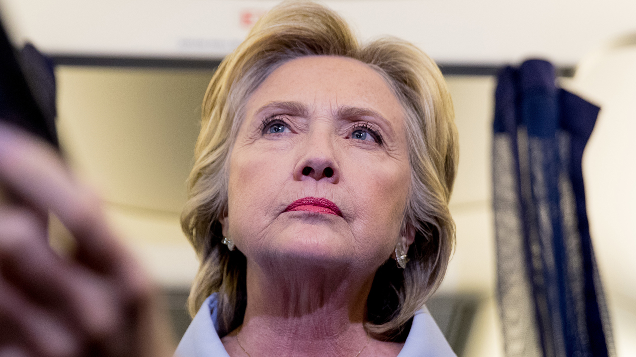 Clinton told FBI she forgot key briefings 