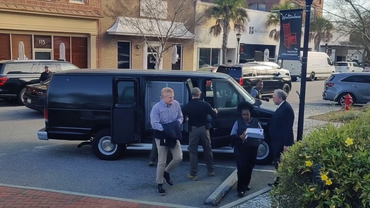 Alex Murdaugh arrives at Colleton County Courthouse on day 26 of his trial 