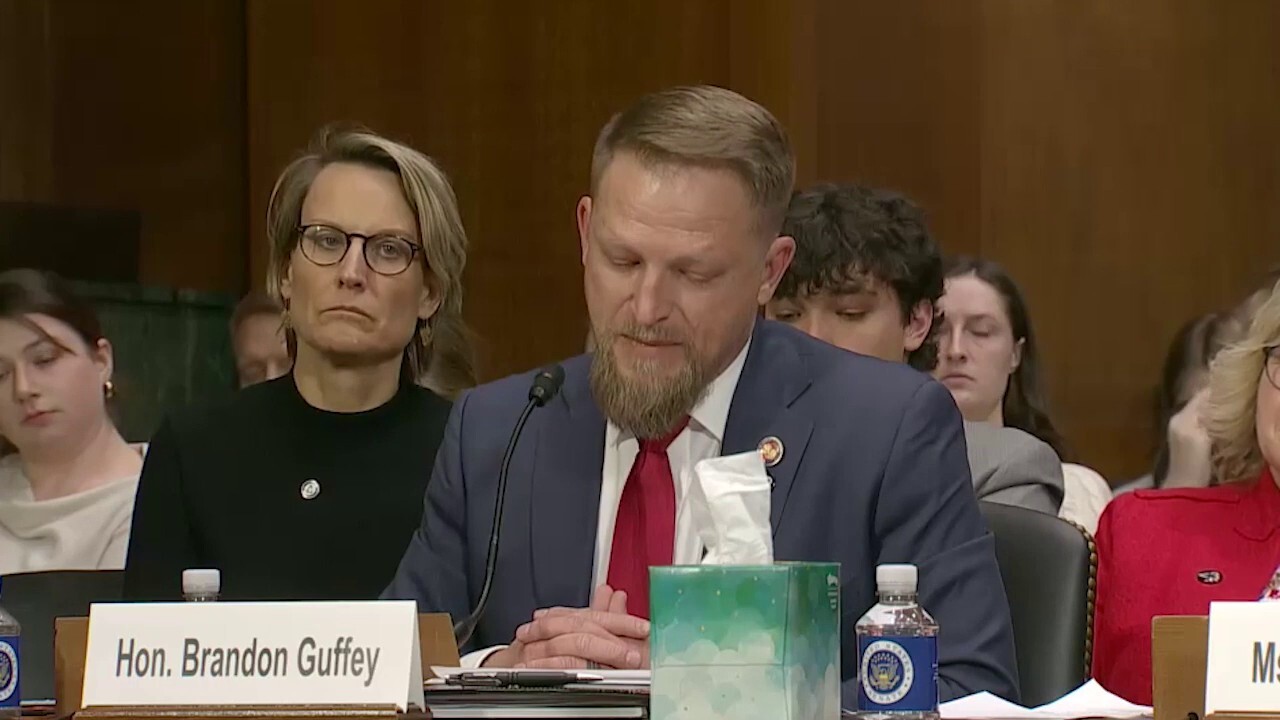 South Carolina House Rep. Brandon Guffey offers emotional testimony on the threats facing America’s youth online