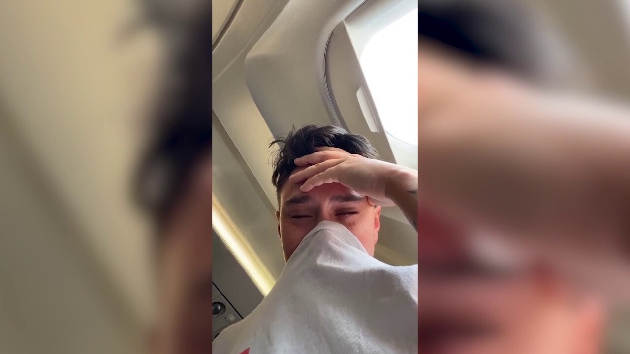 Kentucky woman reacts after near collision on board Allegiant Air flight