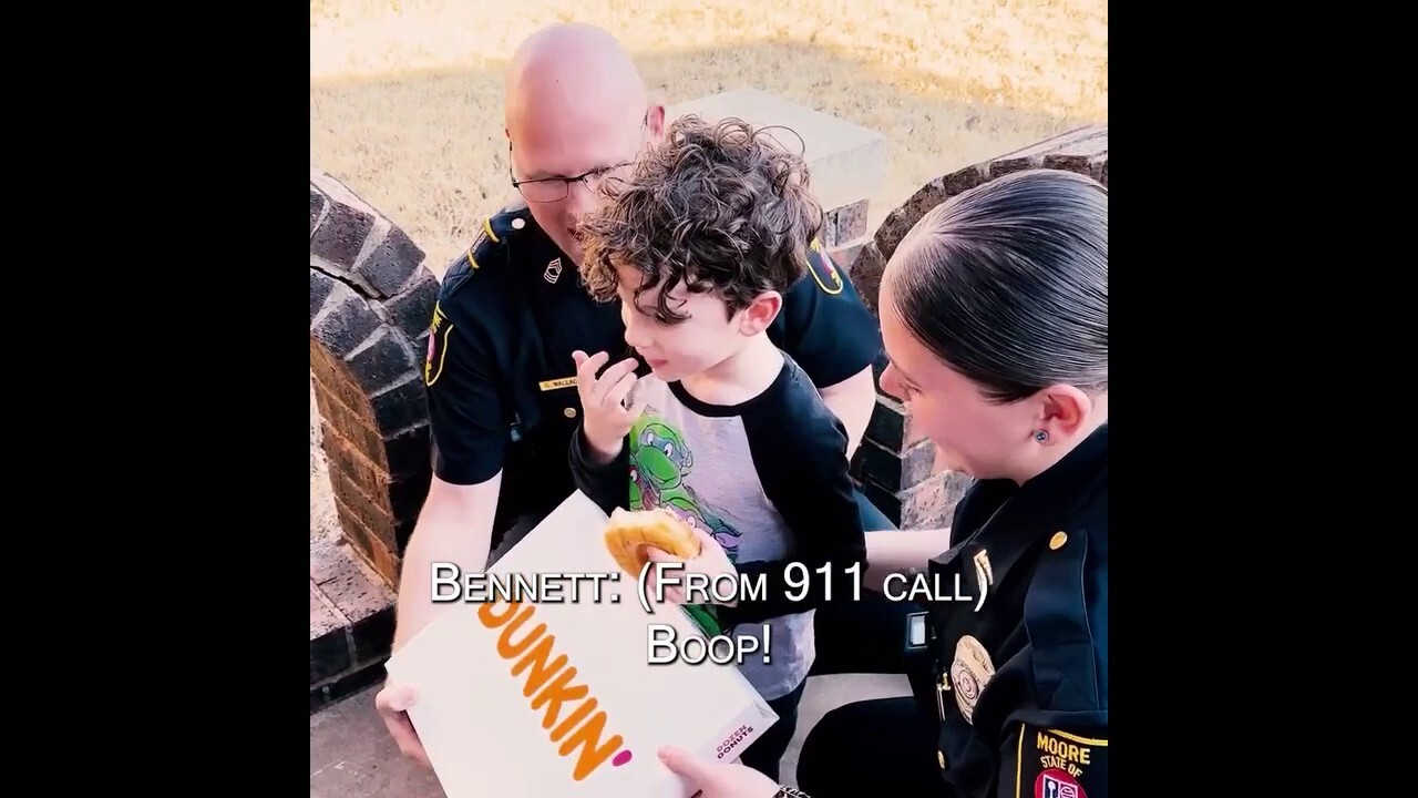 Police deliver 'emergency donuts' after toddler's 911 call