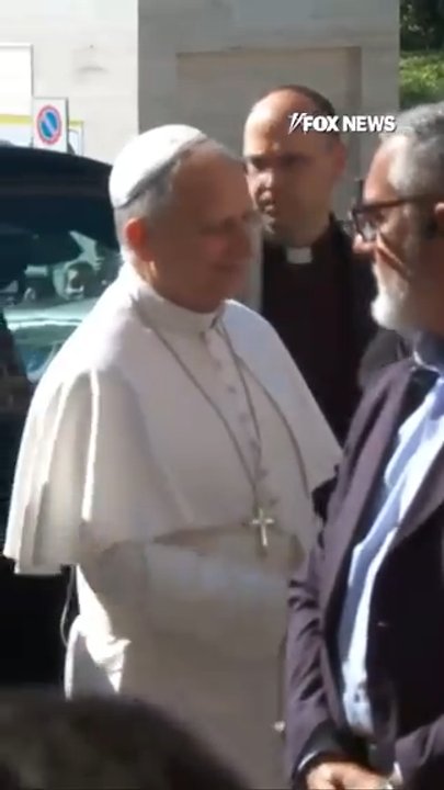 WATCH: Pope Leo arrives at hospital ahead of lung surgery