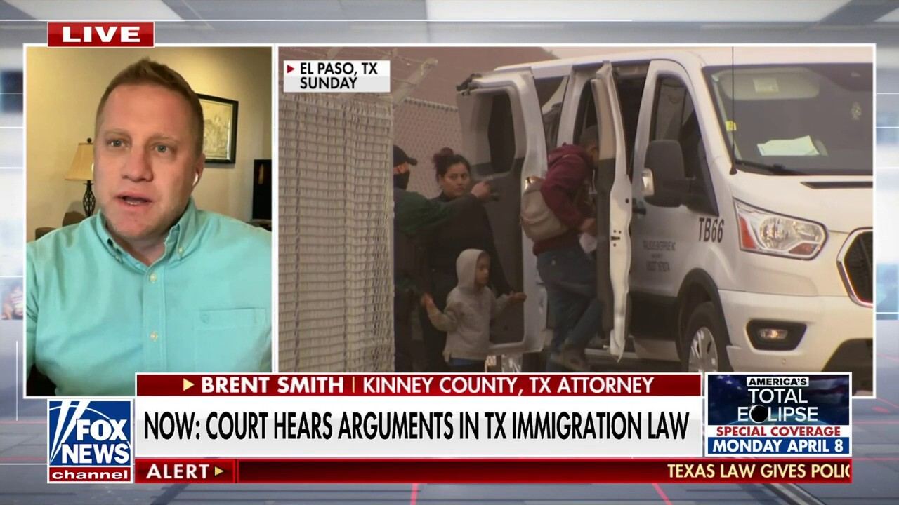Texas attorney issues warning as future of immigration law remains unclear: 'Don't break in illegally'