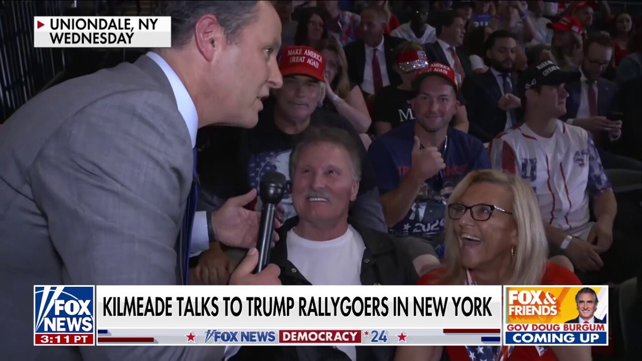 Trump packs arena in Uniondale, New York as he hopes to flip state red