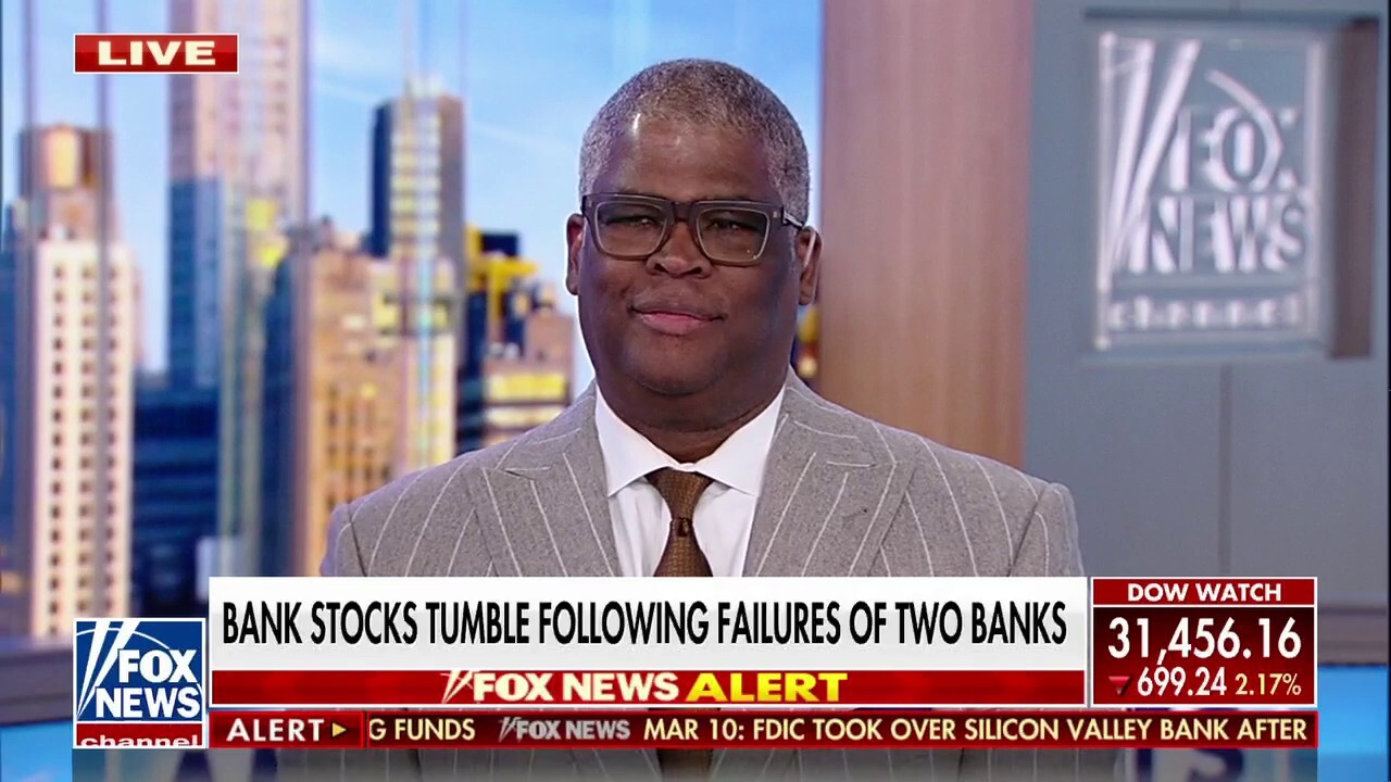 Panic surrounding SVB collapse is 'worrisome': Charles Payne