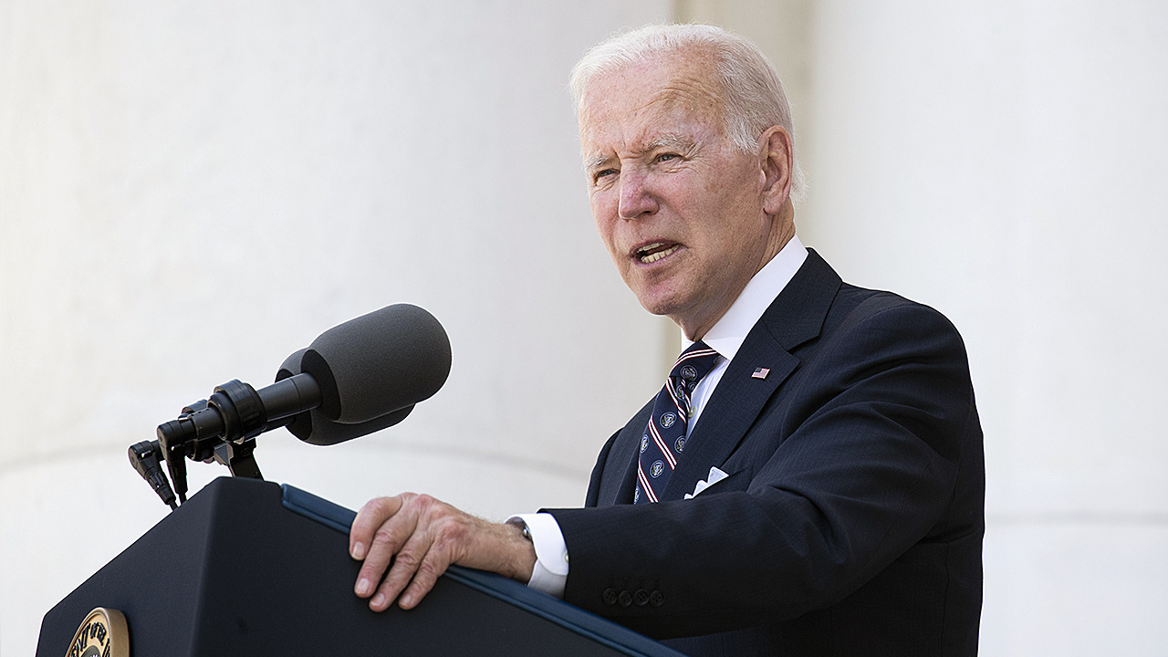 WATCH LIVE: President Biden attends a Memorial Day commemoration at Arlington National Cemetery