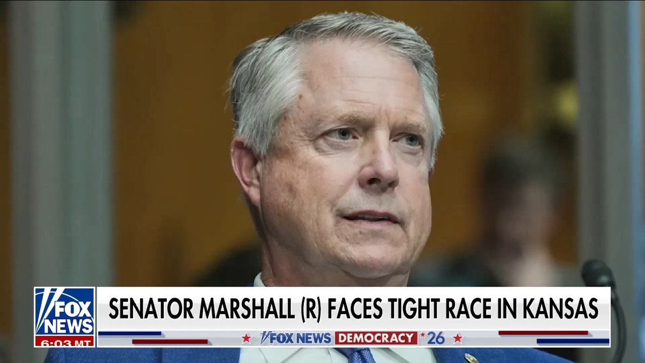 Midterm races tighten in Michigan, Kansas as early voting begins