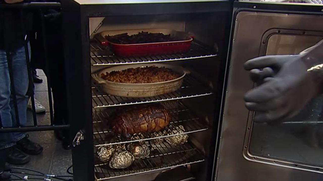 Tips for smoking your Thanksgiving turkey