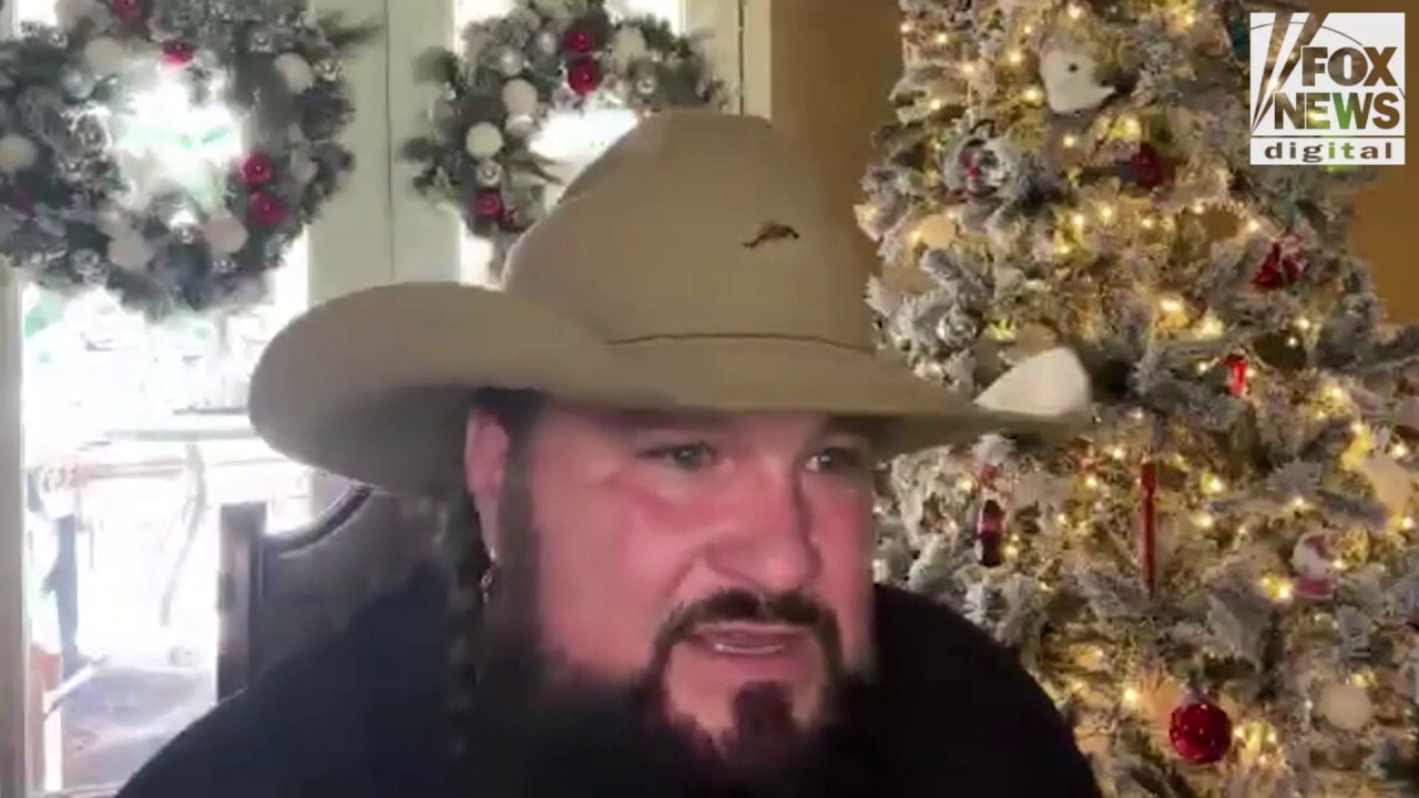 Sundance Head wants to thank the Good Samaritans who helped him after gun accident