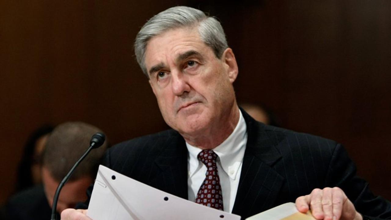Does Mueller have legal authority to subpoena Trump?