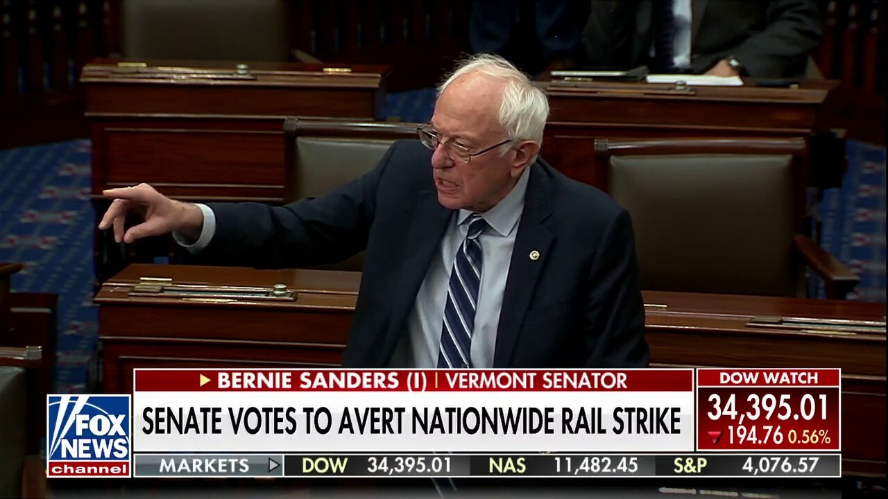 Senate votes to avoid nationwide rail workers' strike