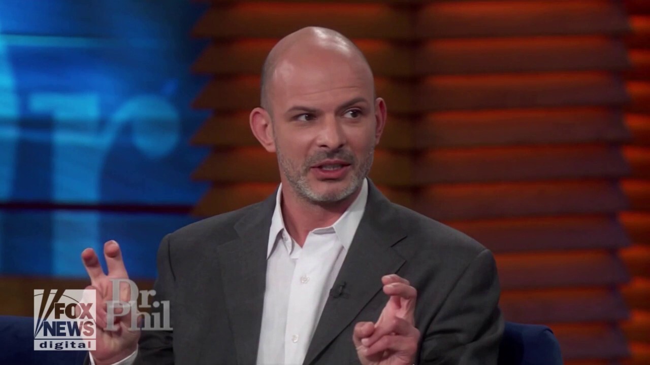 Dr. Phil guest exposes how the US school system is 'dumbing down' America