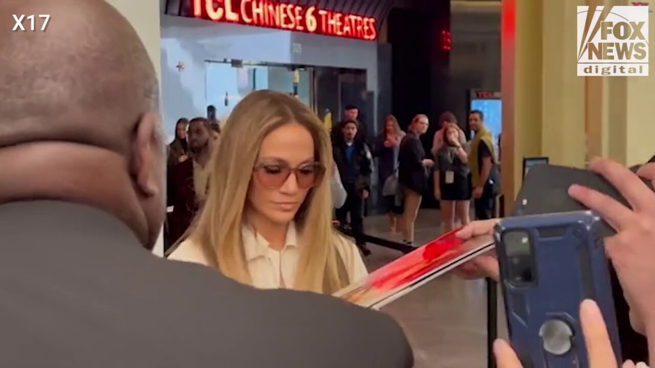 Jennifer Lopez ambushed with Diddy question during autograph session